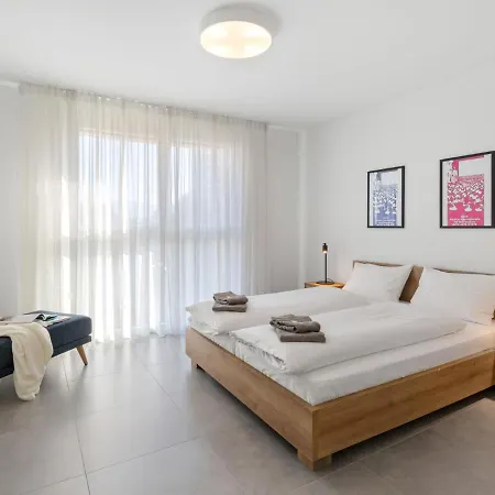 Apartamento Loctowers A3-3-1 By Interhome